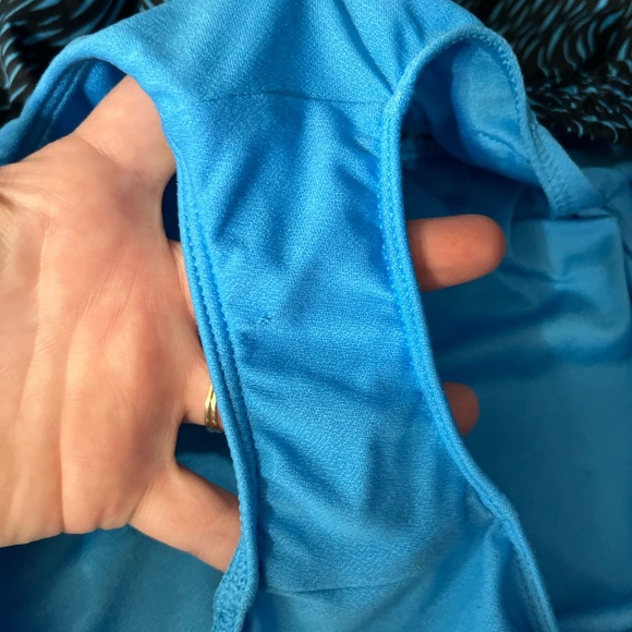 Women’s Running/Athletic Shorts Heat Gear Under Armour XS with drawstring - Picture 8 of 13